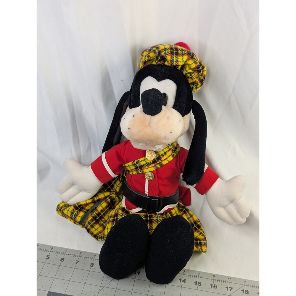 Disney Goofy Plush Scottish Kilt 18 Inch Stuffed Animal Toy